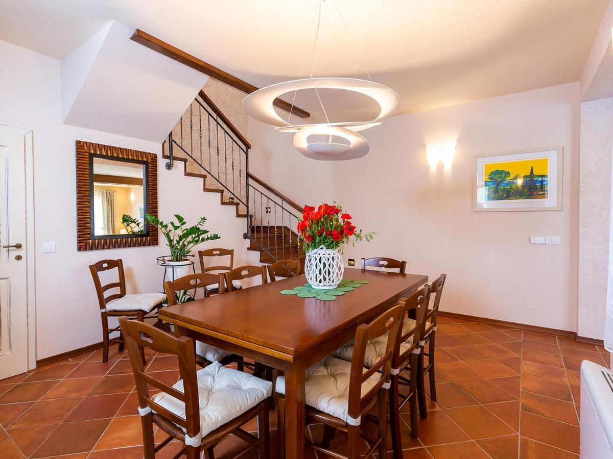 Villa Salvea With Heated Pool Montizana Exterior photo
